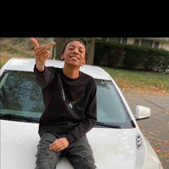 Meet your Posher, James - Picture 1 of 1